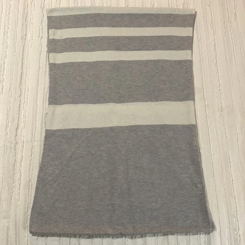 American Eagle infinity scarf